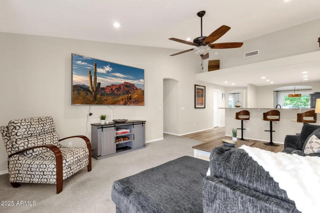 Real Estate Picture 28