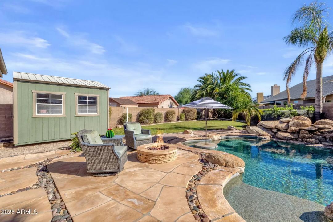 Real Estate Picture 42