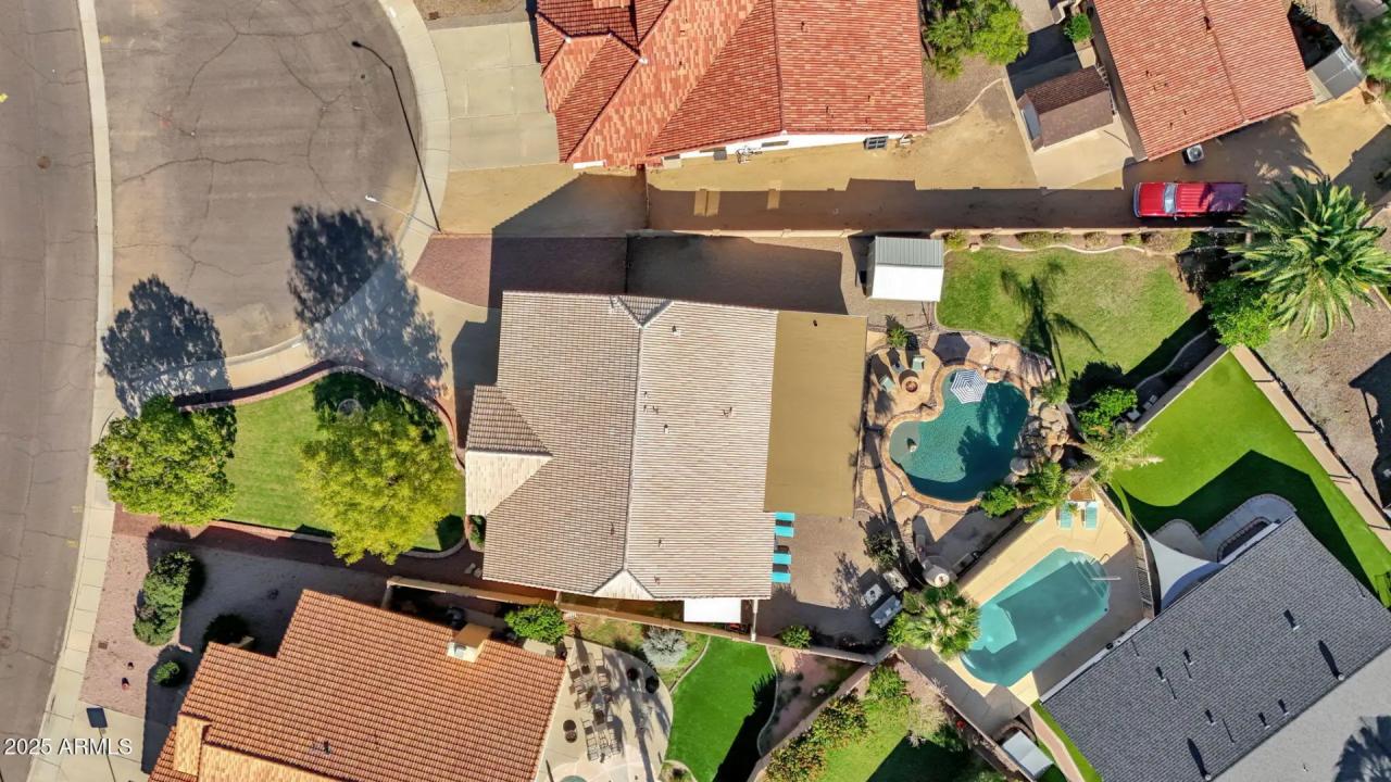 Real Estate Picture 10