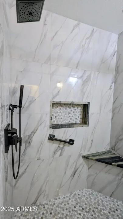 Real Estate Picture 14