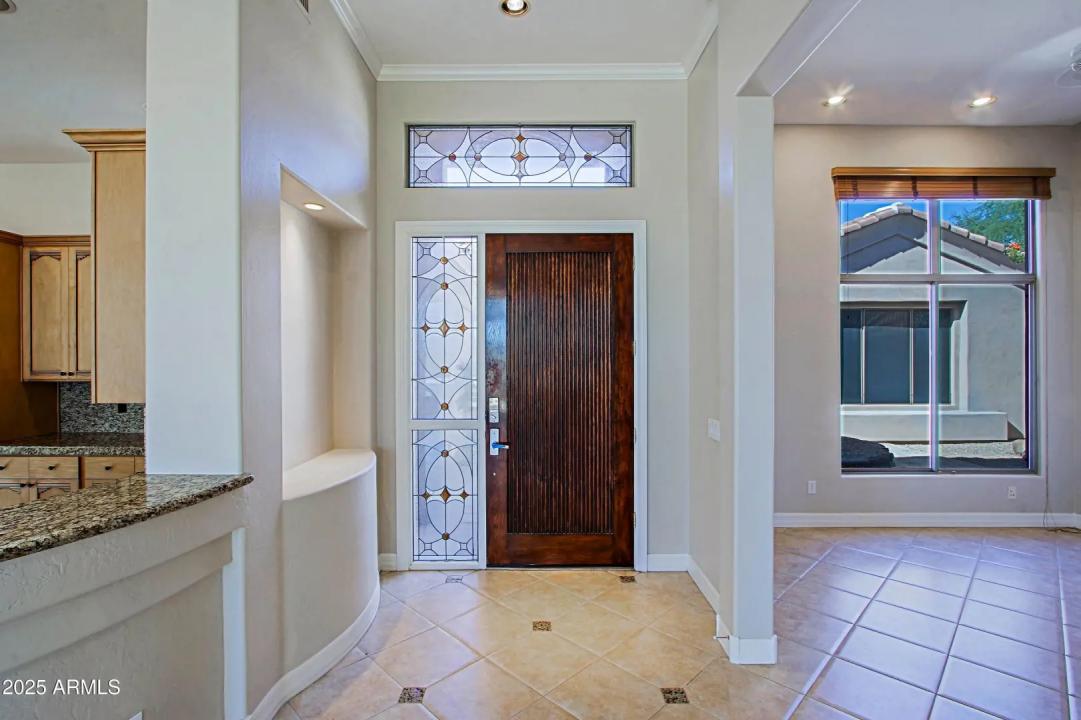 Real Estate Picture 10