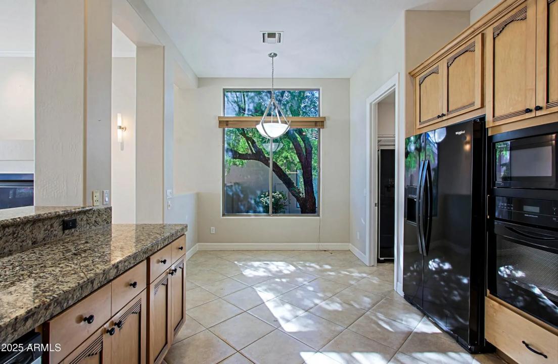 Real Estate Picture 26