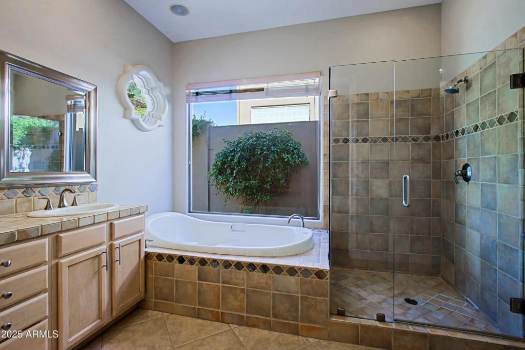 Real Estate Picture 36