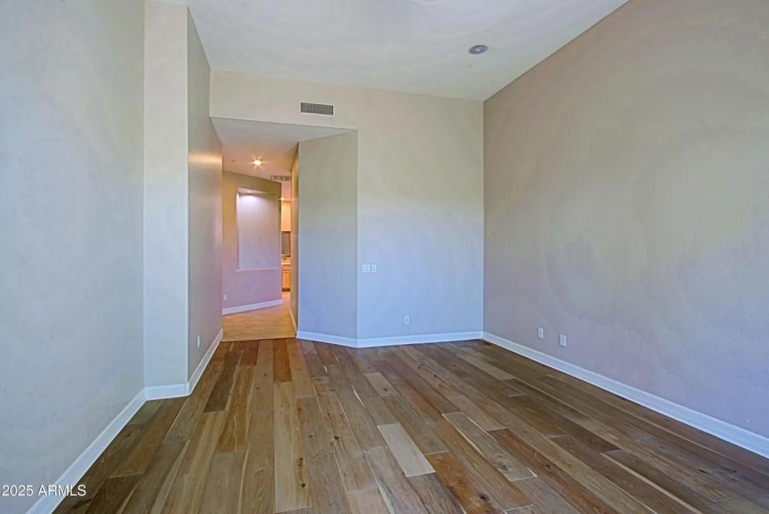 Real Estate Picture 33