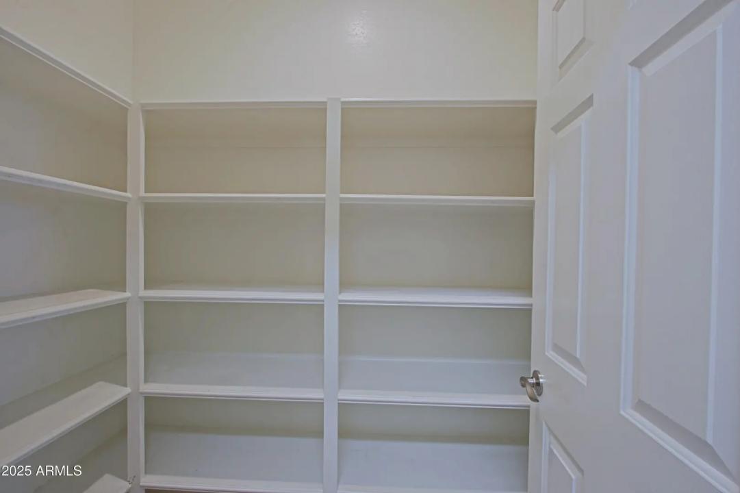 Real Estate Picture 30