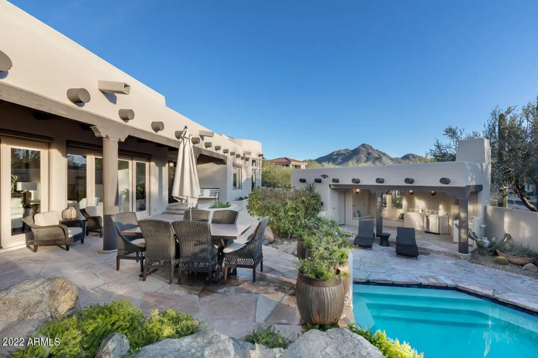 Real Estate Picture 19