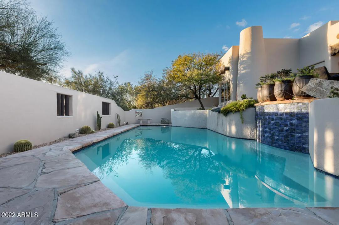 Real Estate Picture 22