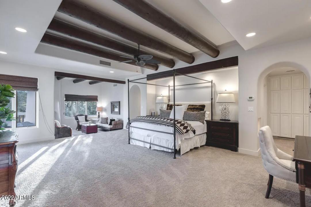 Real Estate Picture 25