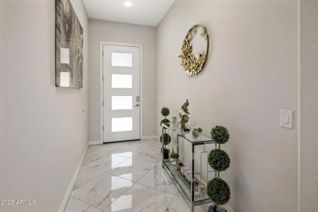 Real Estate Picture 6
