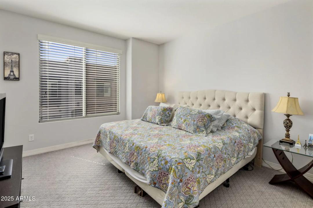 Real Estate Picture 20