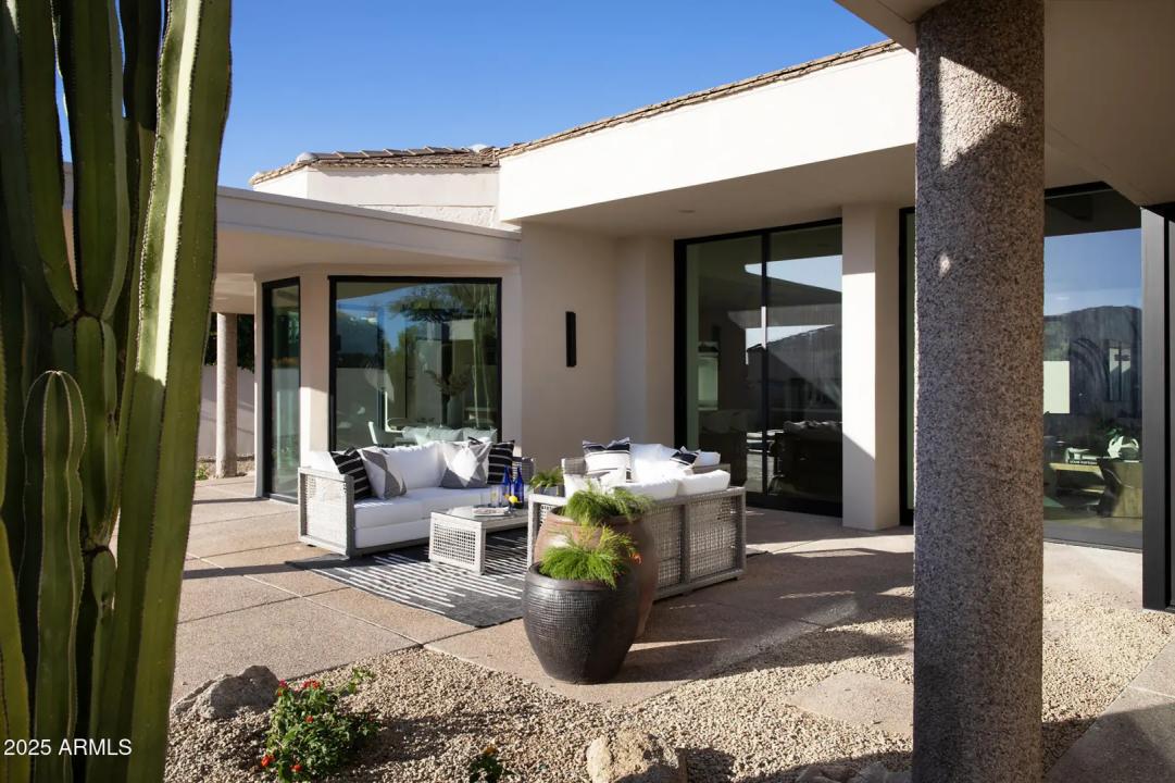 Real Estate Picture 32