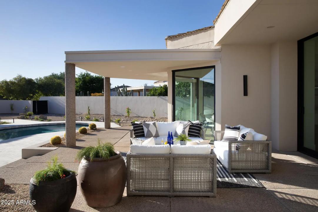 Real Estate Picture 33