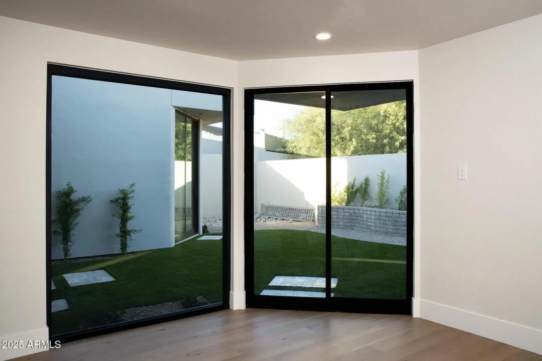 Real Estate Picture 25