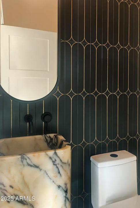 Real Estate Picture 16