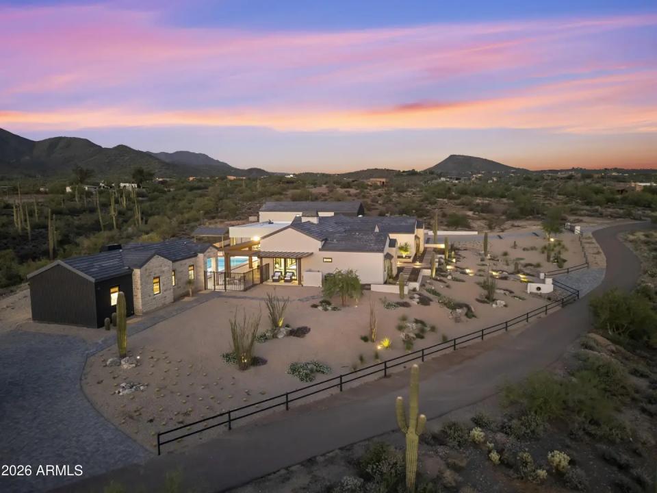 Real Estate Picture 5