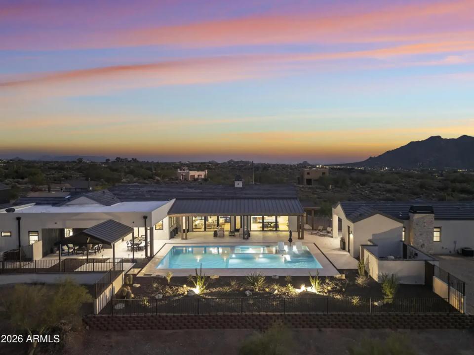 Real Estate Picture 2