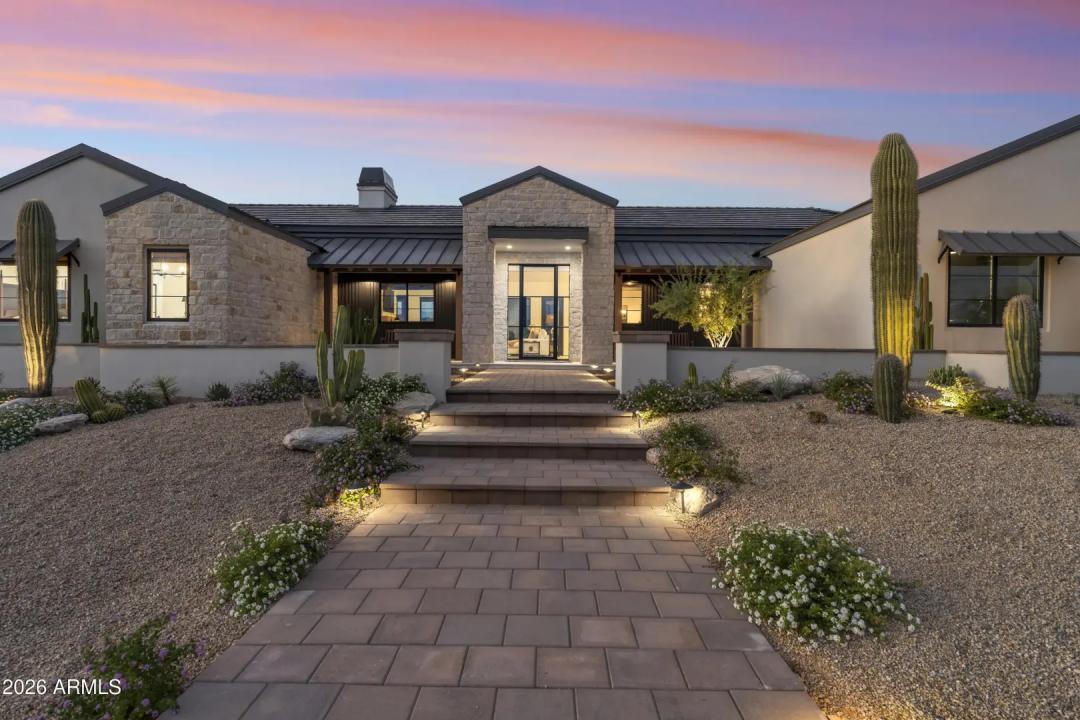 Real Estate Picture 105