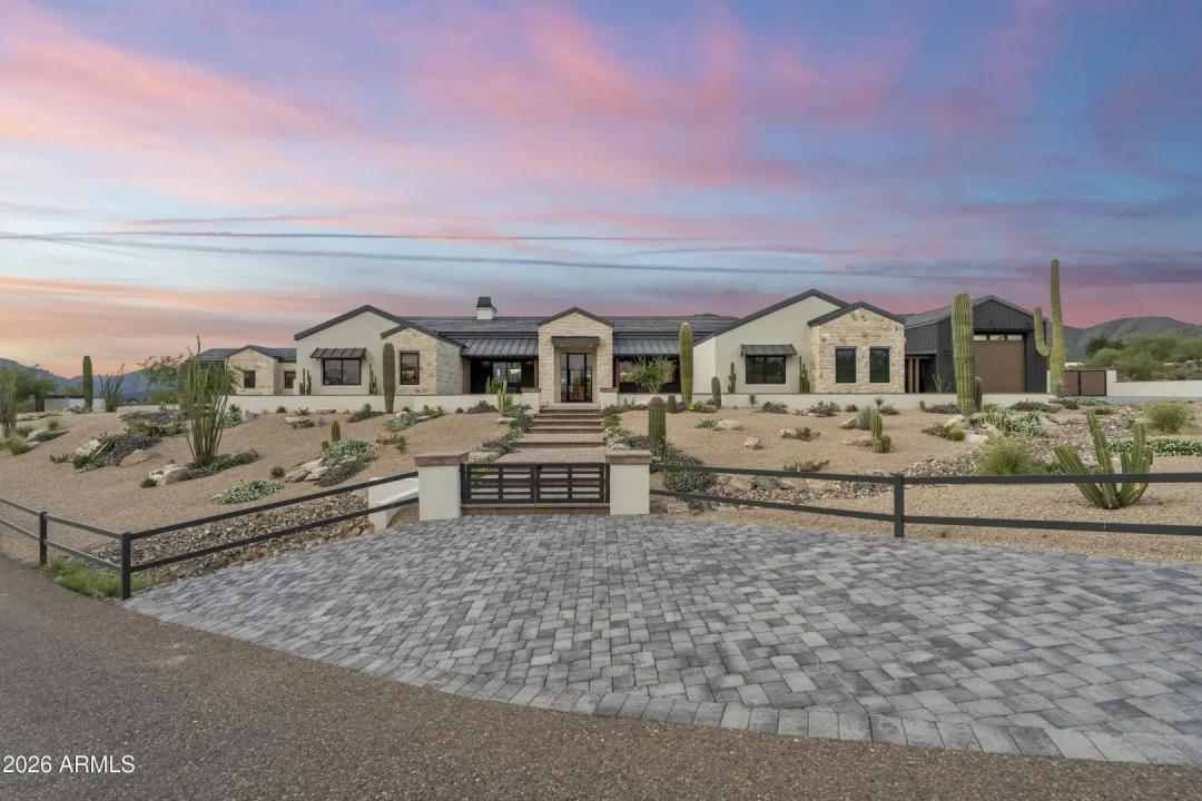 Real Estate Picture 106