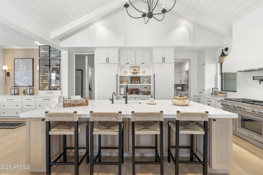 Real Estate Picture 26