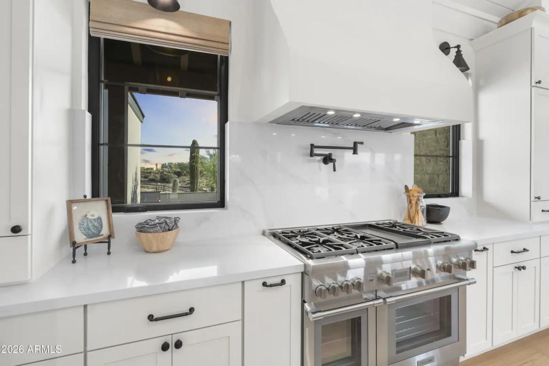 Real Estate Picture 28