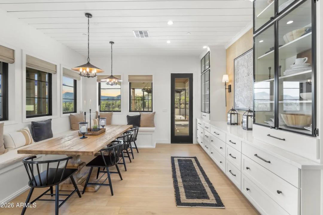 Real Estate Picture 30