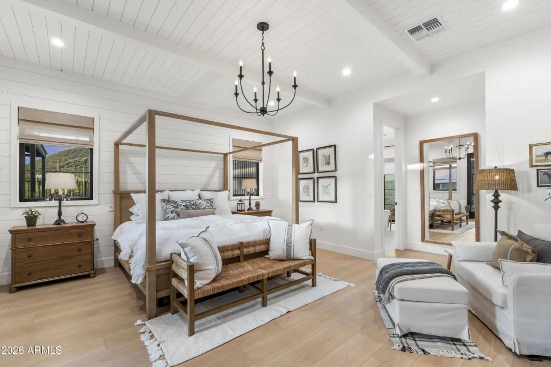 Real Estate Picture 37