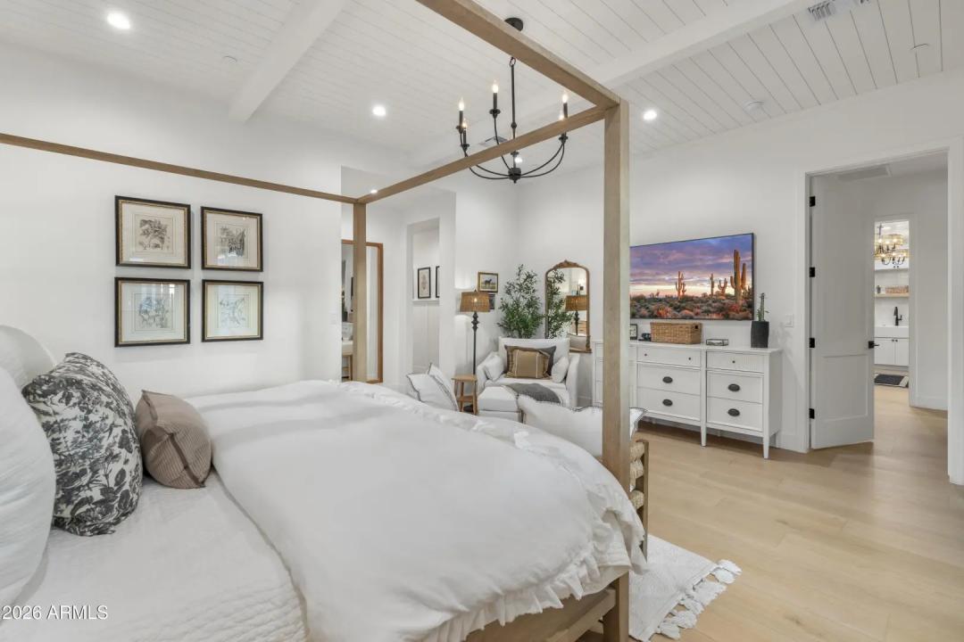 Real Estate Picture 40