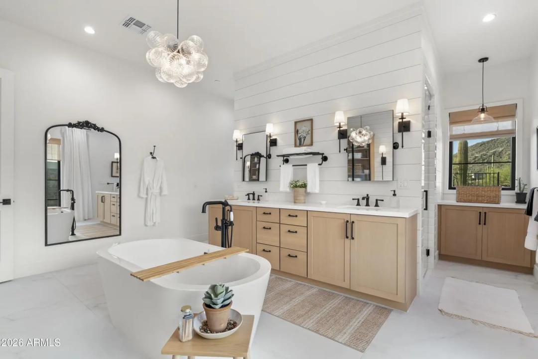 Real Estate Picture 45