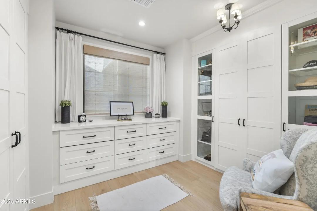 Real Estate Picture 49