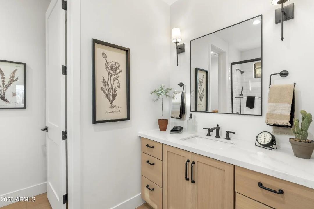 Real Estate Picture 53