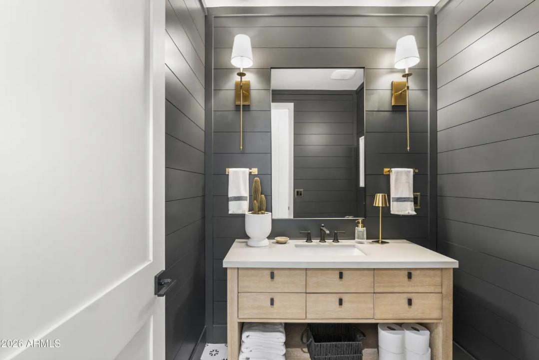Real Estate Picture 54
