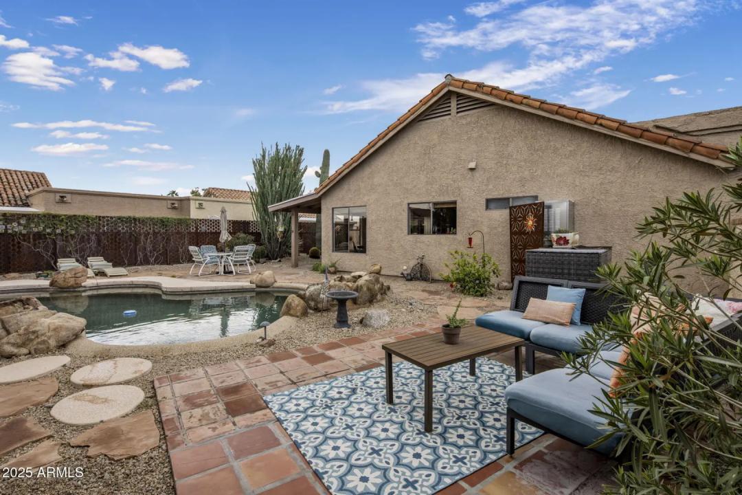 Real Estate Picture 10