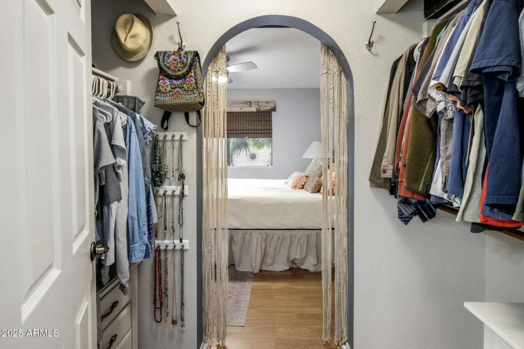 Real Estate Picture 21