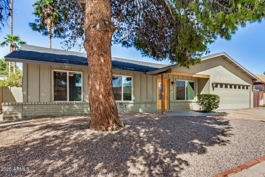 Real Estate Picture 4