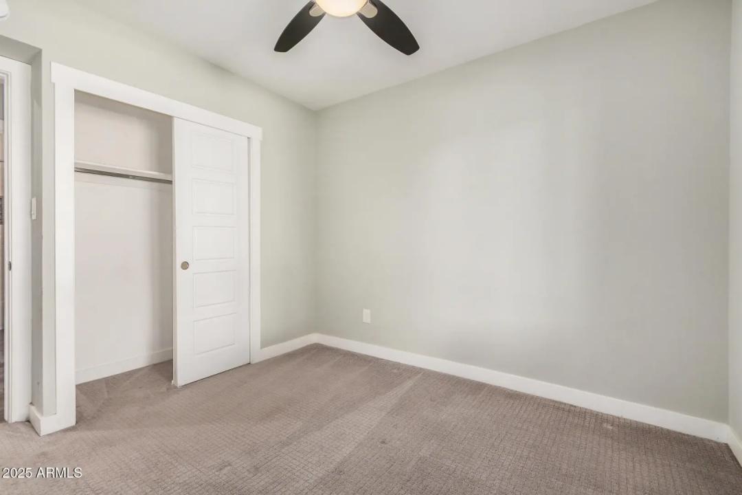 Real Estate Picture 24