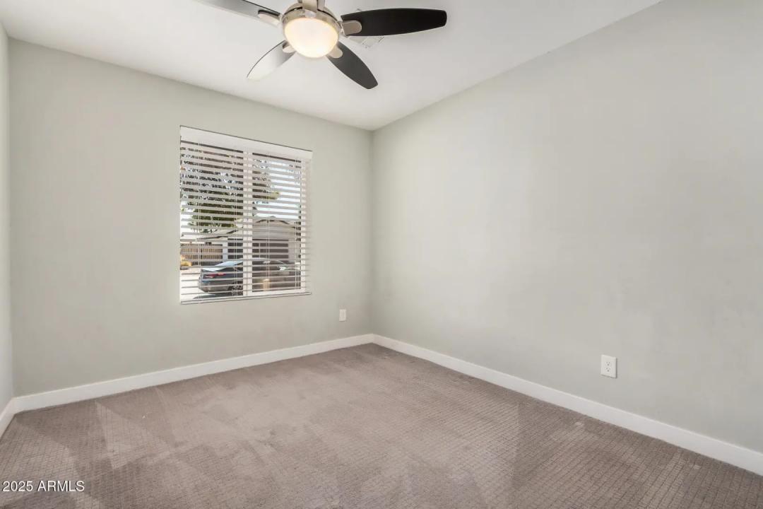 Real Estate Picture 25