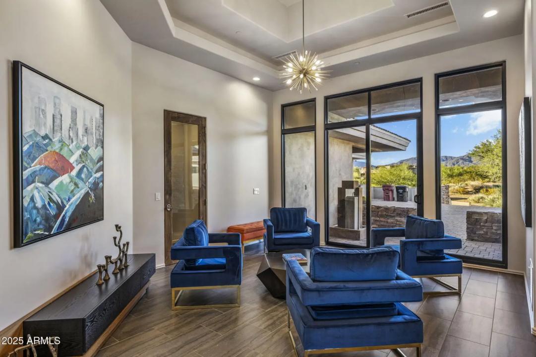 Real Estate Picture 21