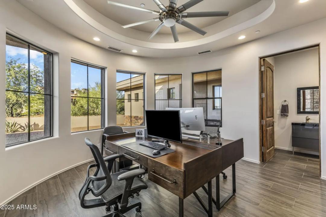 Real Estate Picture 26