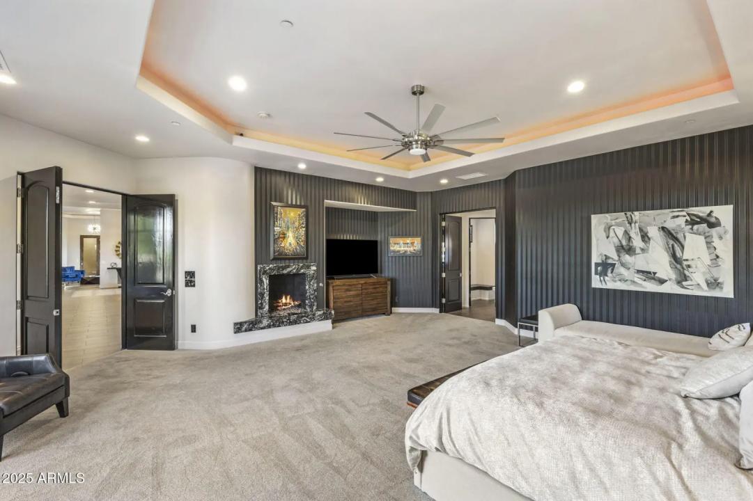 Real Estate Picture 30