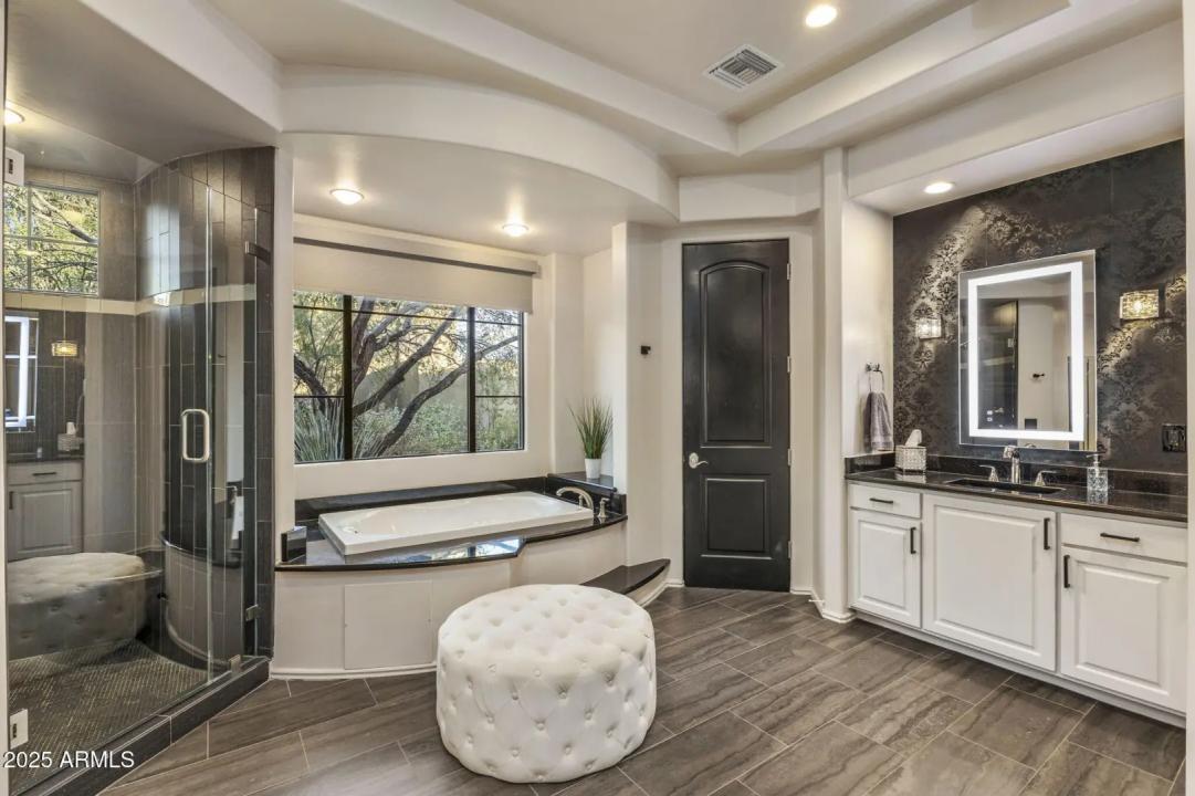 Real Estate Picture 31