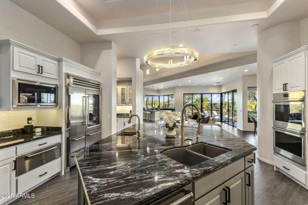 Real Estate Picture 35