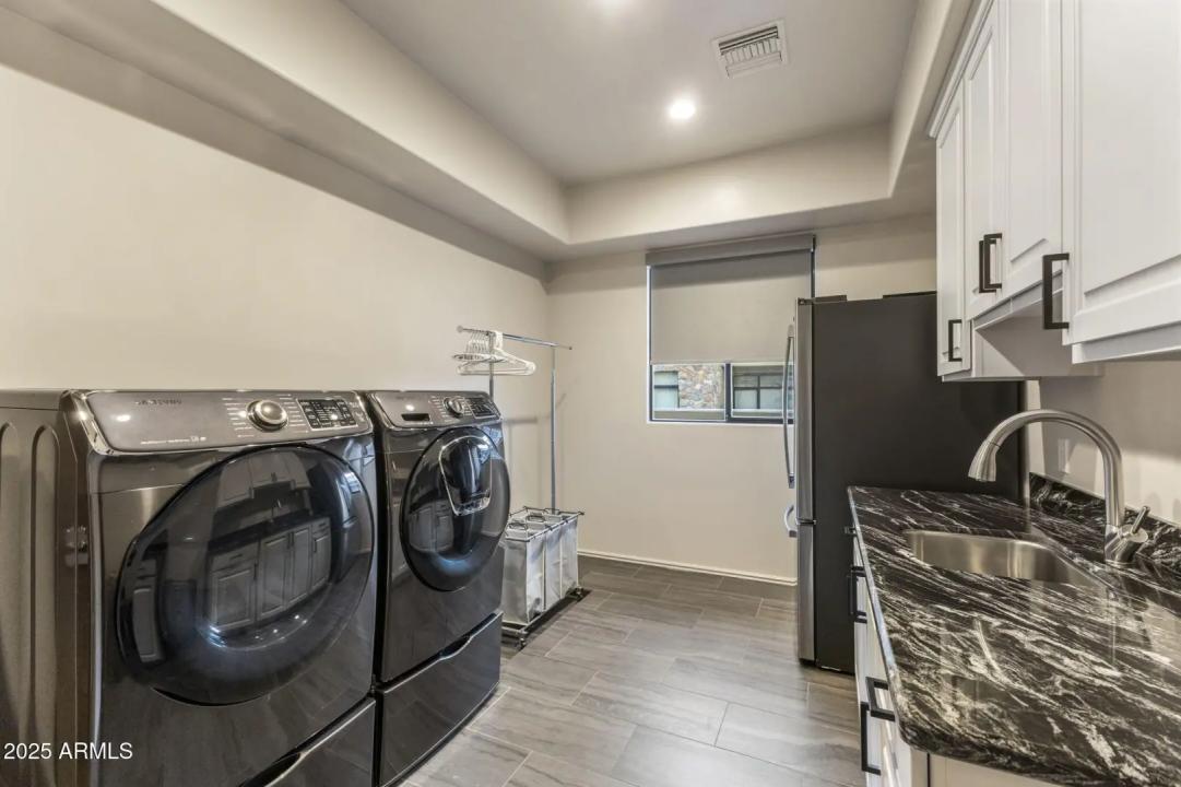 Real Estate Picture 51