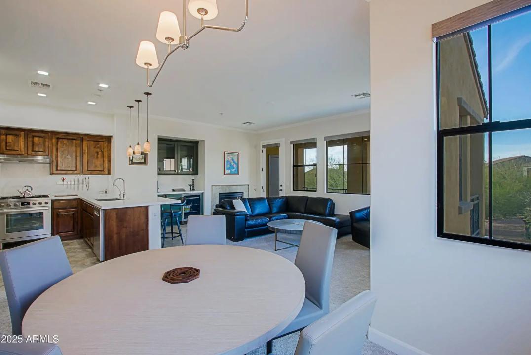Real Estate Picture 17