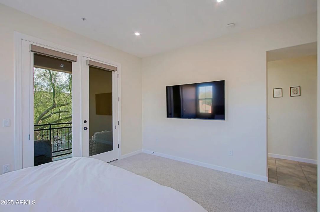 Real Estate Picture 29