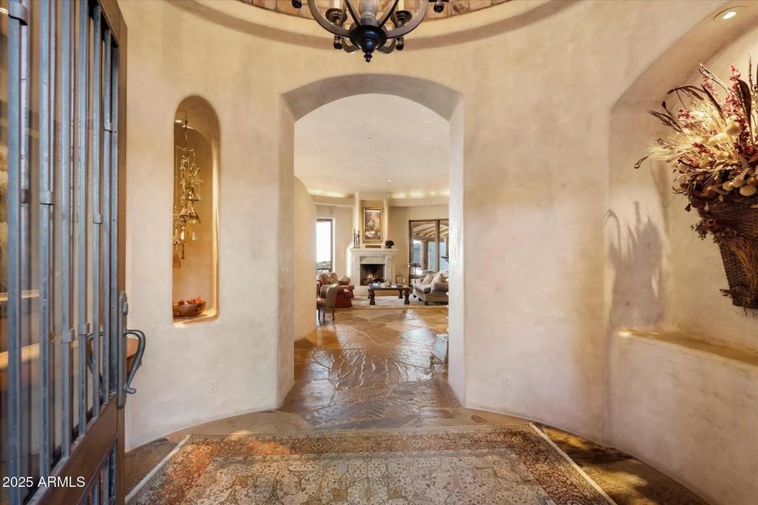 Real Estate Picture 16