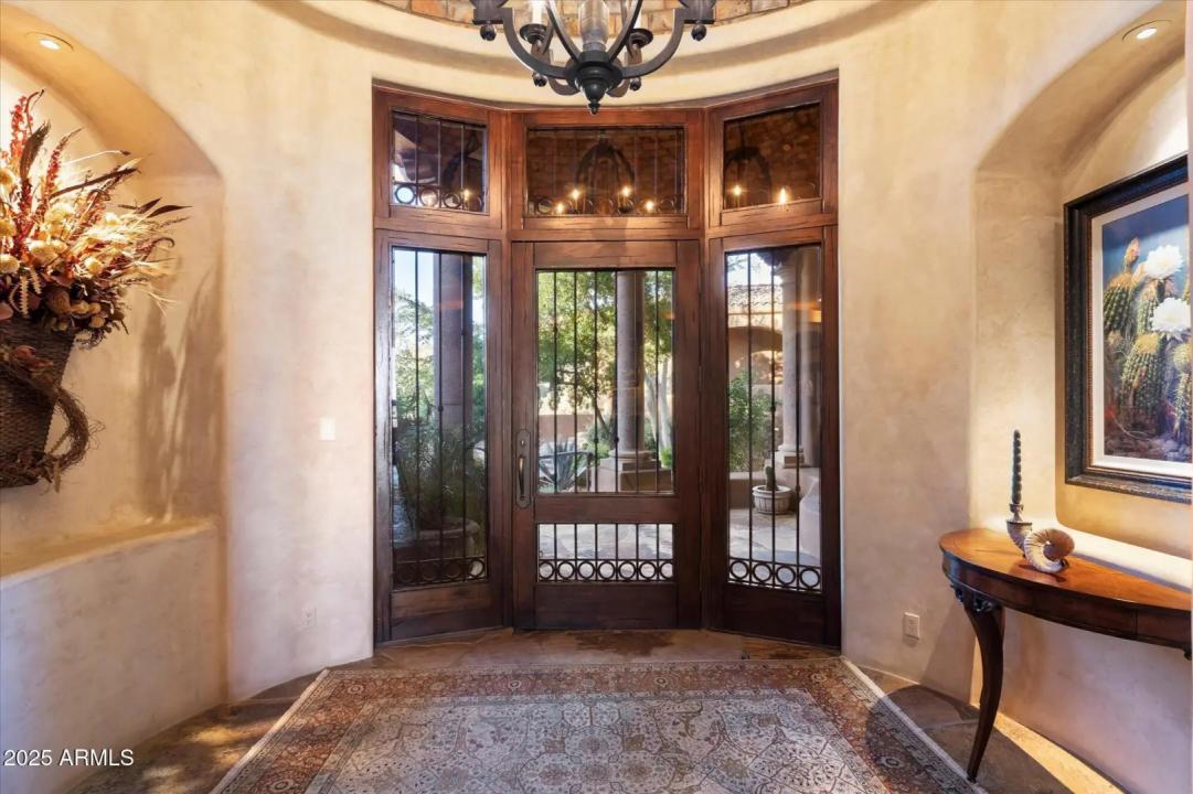 Real Estate Picture 17