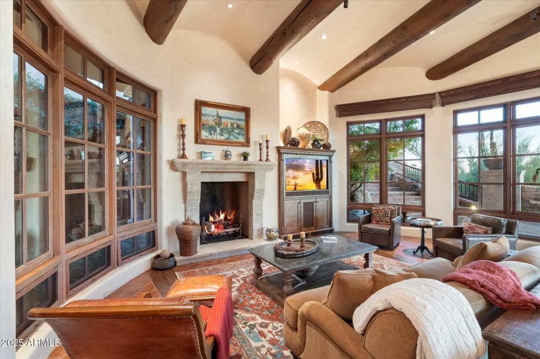 Real Estate Picture 22