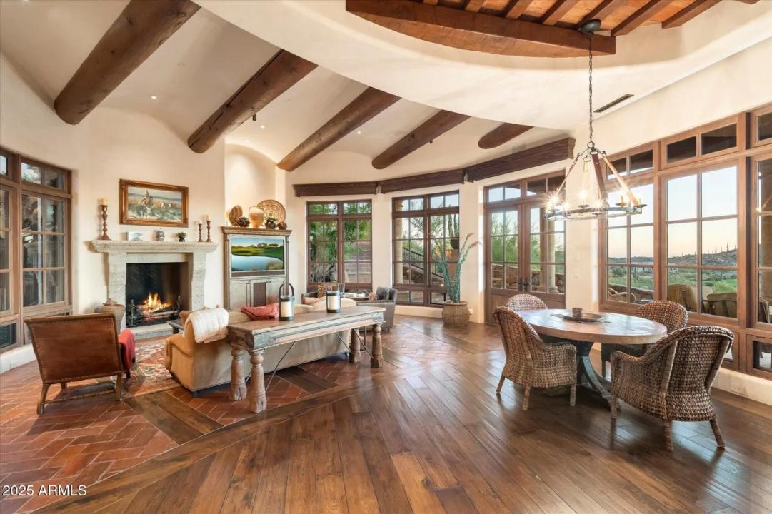 Real Estate Picture 23