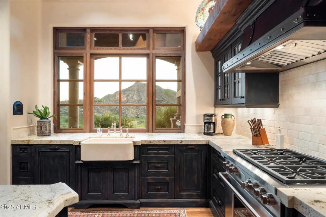 Real Estate Picture 26