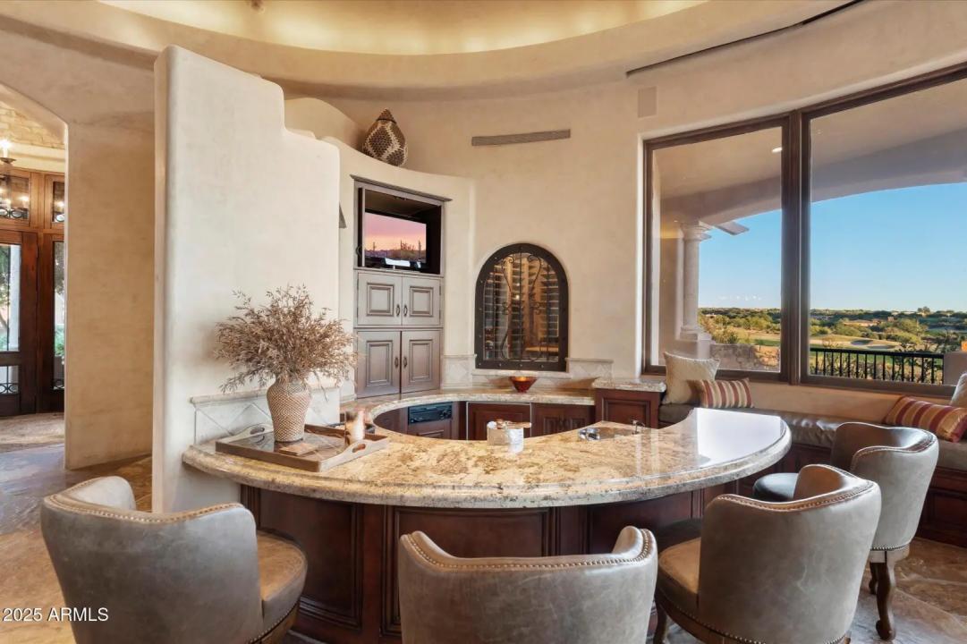 Real Estate Picture 32